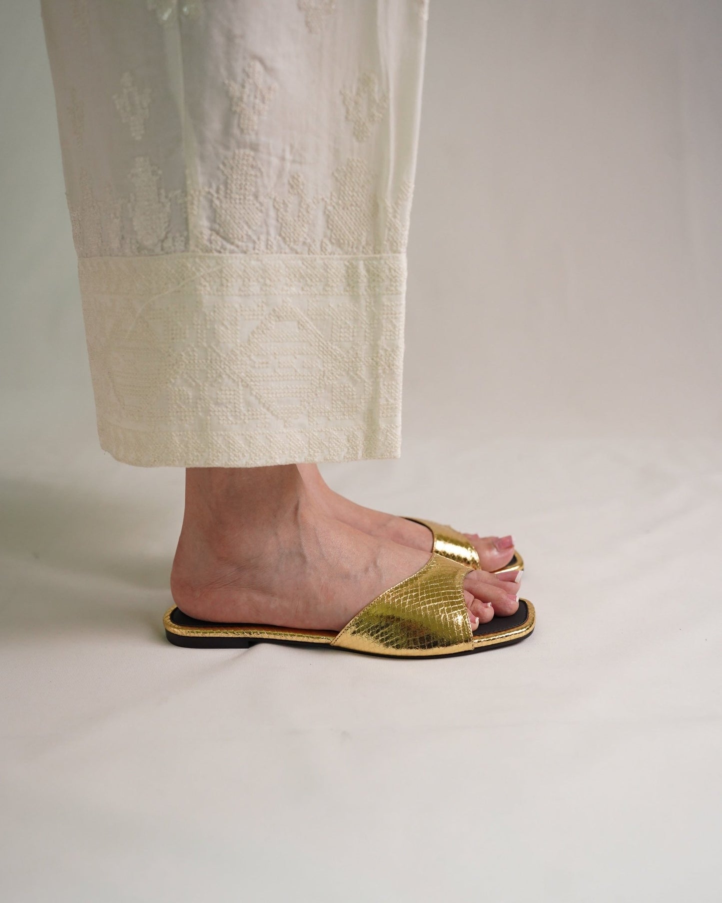AURA – GOLD -