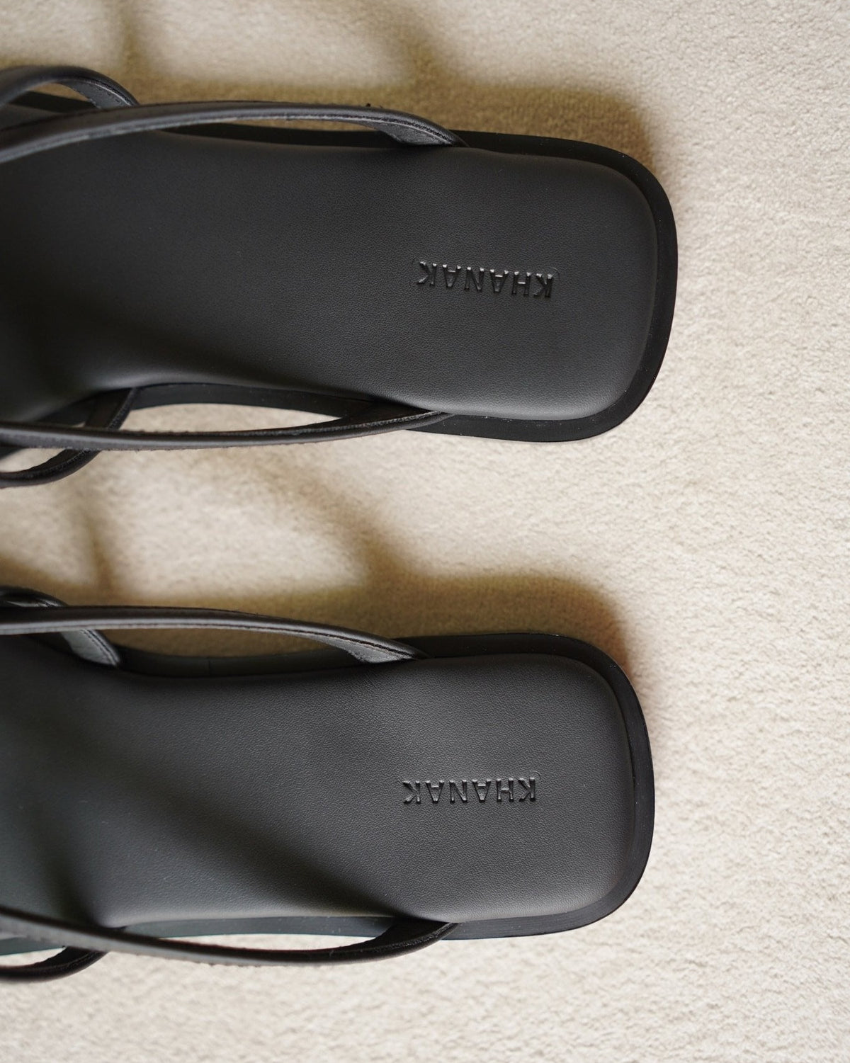 NOVA - BLACK -