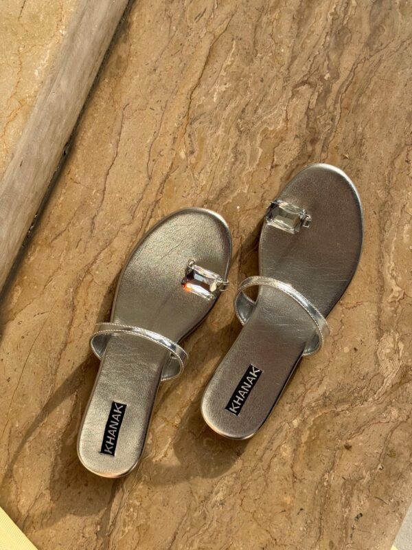 crystal-toe-ring-sandals